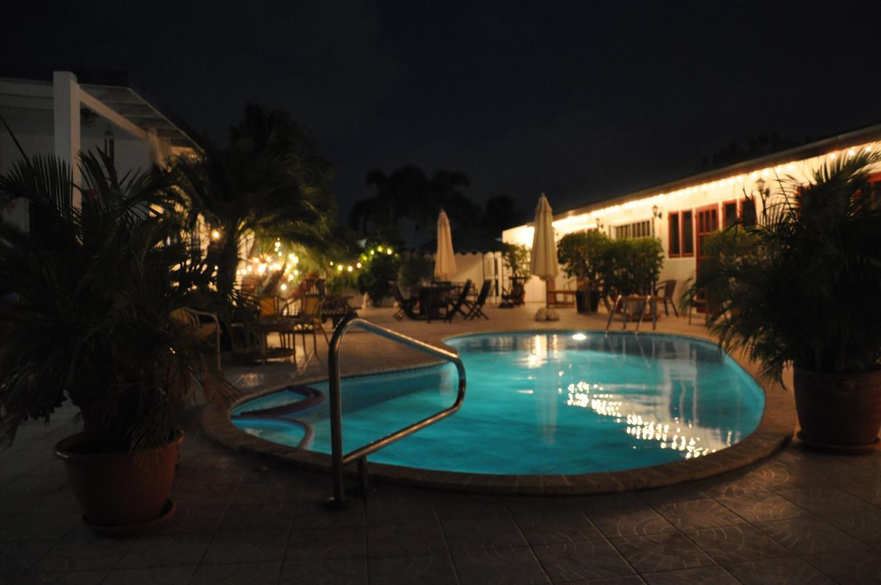 Aruba Harmony Apartments Oranjestad Ngoại thất bức ảnh