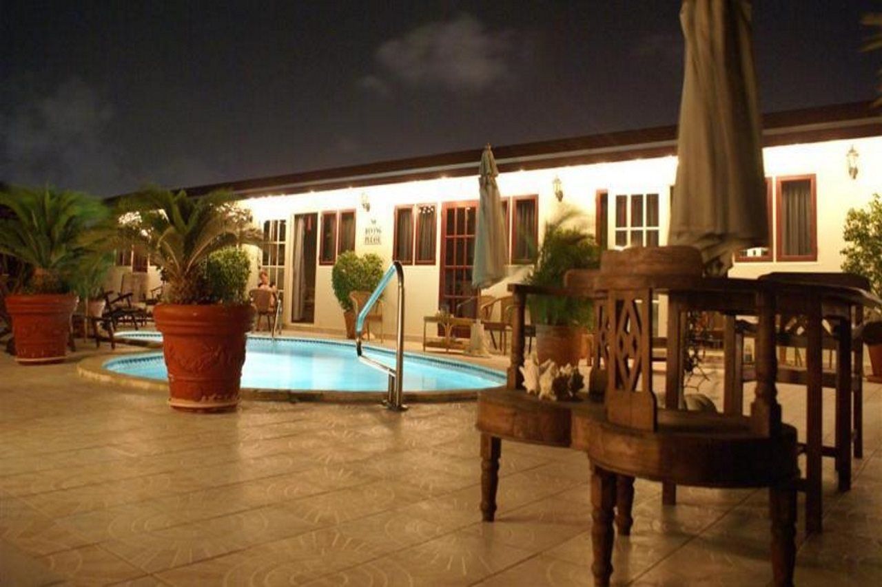 Aruba Harmony Apartments Oranjestad Ngoại thất bức ảnh