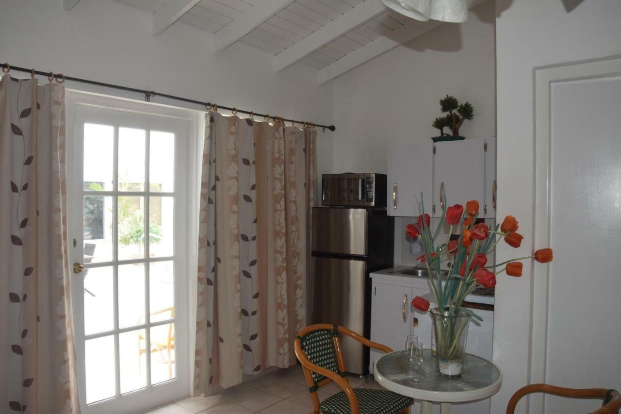 Aruba Harmony Apartments Oranjestad Ngoại thất bức ảnh